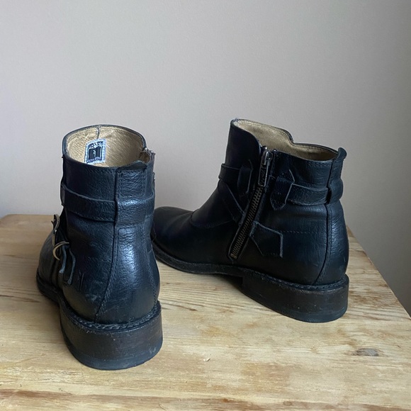 Frye Jayden Cross Strap Leather Boots - Picture 10 of 12